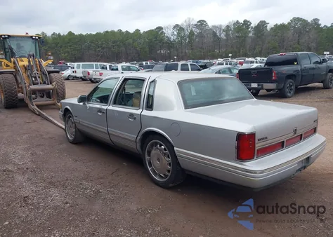 1997 Lincoln Town Car Executive из США, поврежденный, VIN 1LNLM81W8VY669978